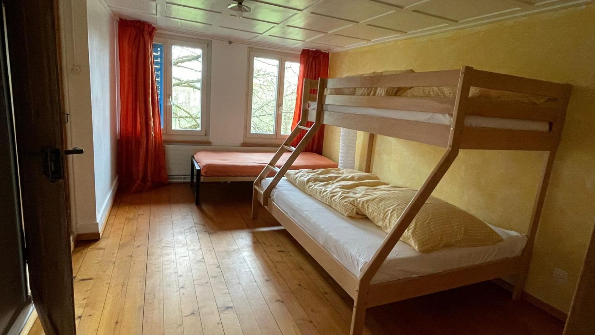 Gaestehaus Am Sonnenfeld Sommeri Bagian luar foto