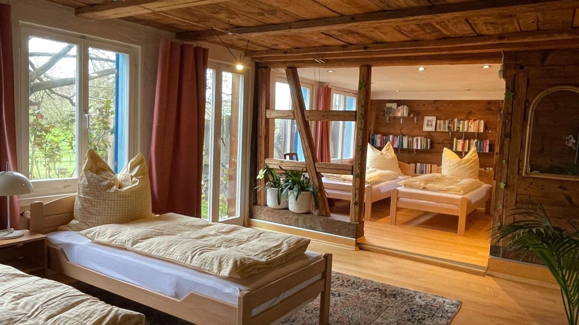 Gaestehaus Am Sonnenfeld Sommeri Bagian luar foto